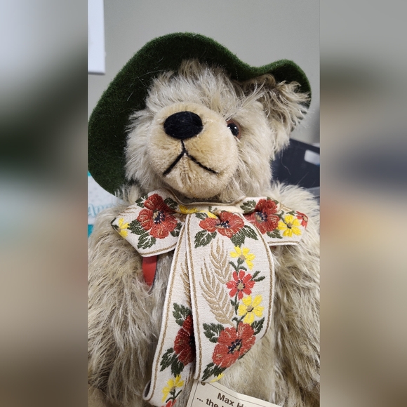 Max Hermann the Happy Wanderer Collectible Bear - Picture 3 of 10